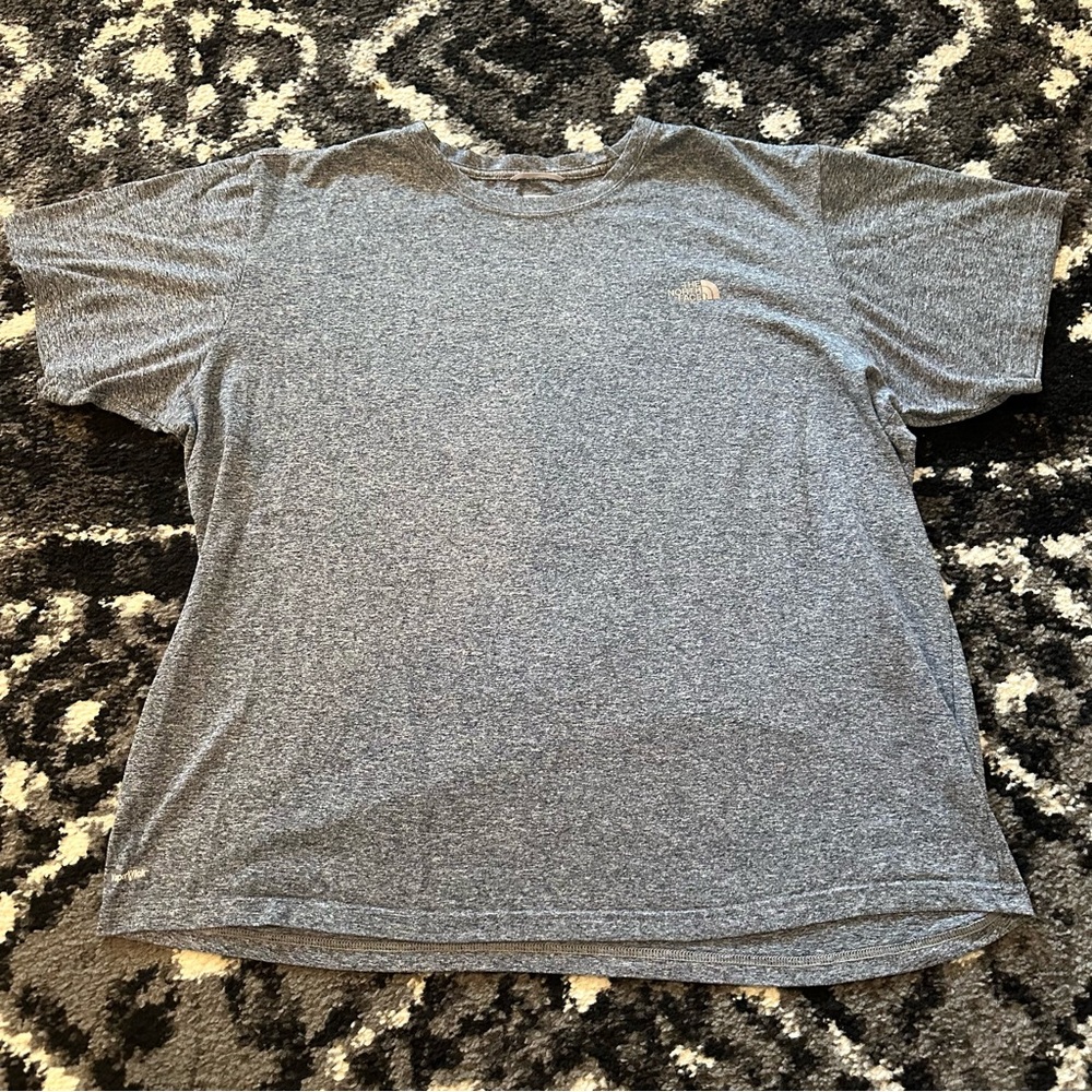 The North Face Men's VaporWick Gray T-Shirt Sz XL